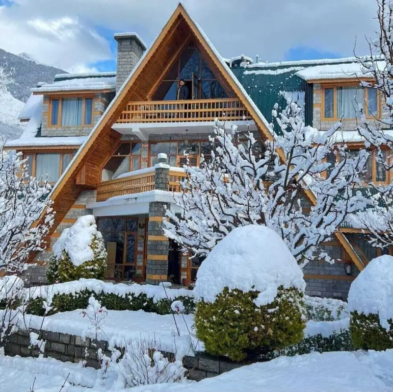 Манали: Mandawara - Shri Orchard House
