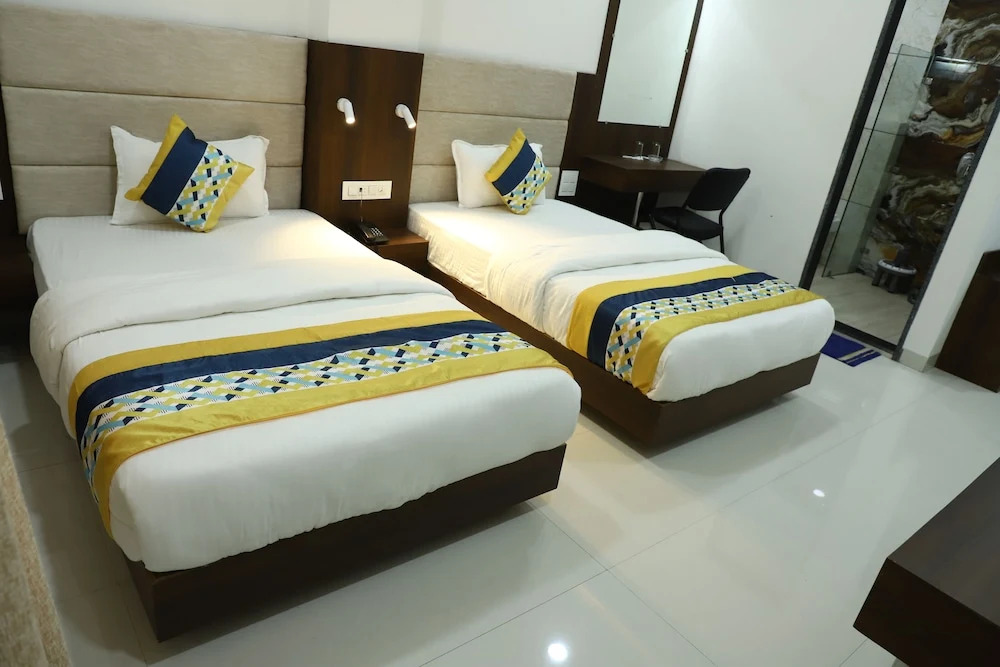 Кхандва: Hotel Singhnature