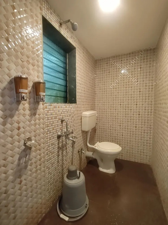 Пляж Мандва: Opulence Resort Awas Alibag
