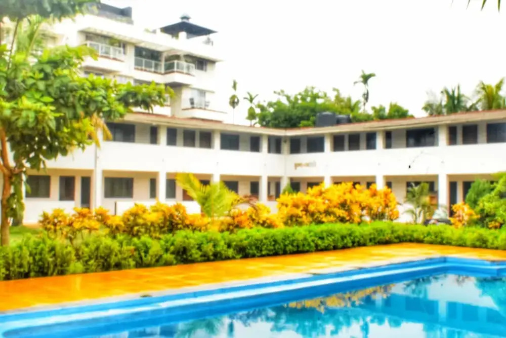 Пляж Мандва: Opulence Resort Awas Alibag