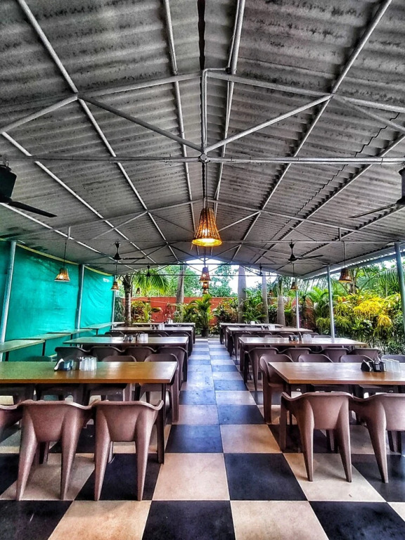 Пляж Мандва: Opulence Resort Awas Alibag