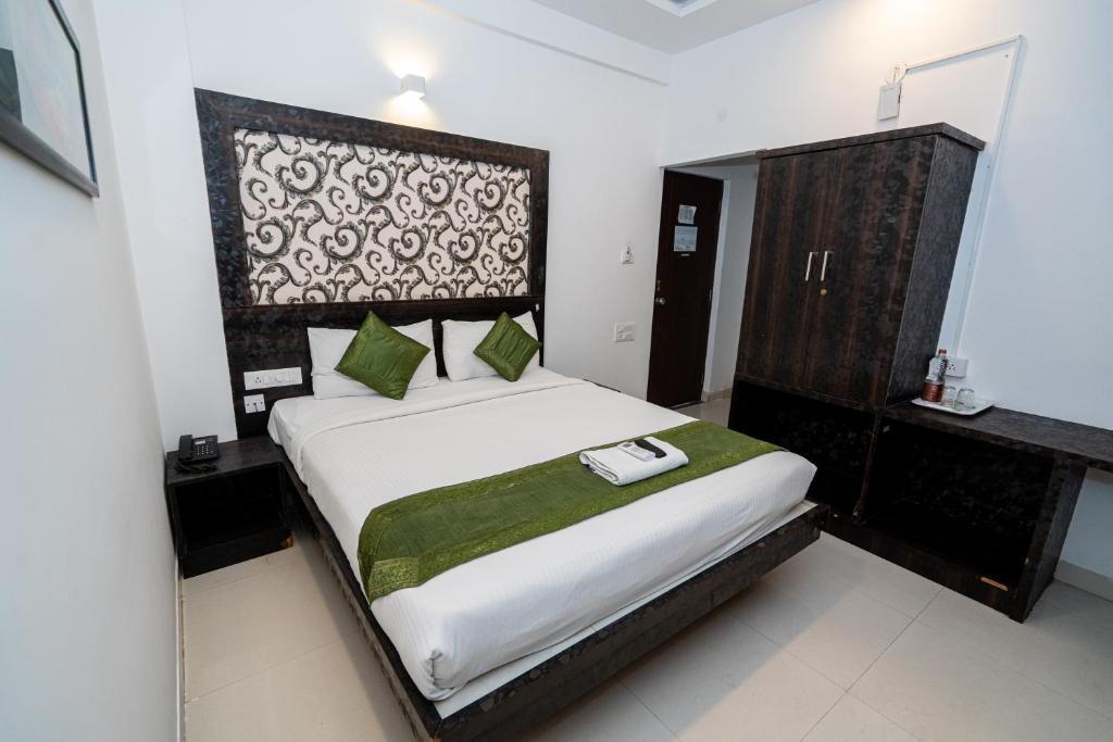 Бангалор: Hotel Dhruv Palace Bengaluru