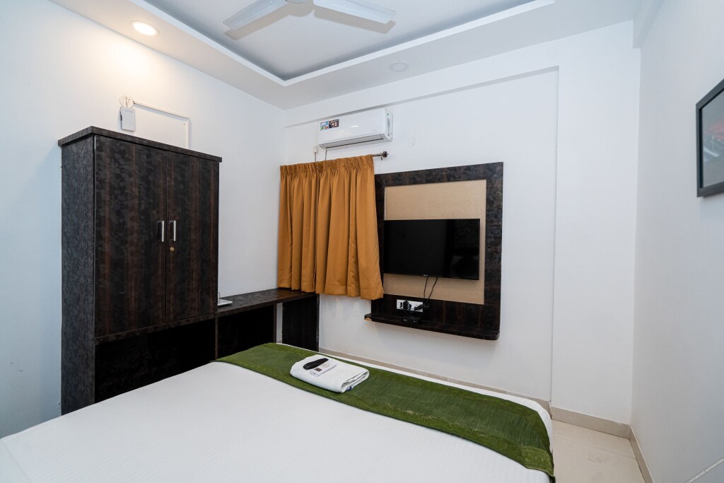 Бангалор: Hotel Dhruv Palace Bengaluru