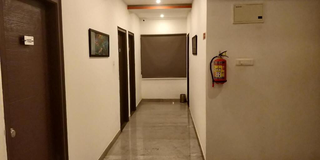 Бангалор: Hotel Dhruv Palace Bengaluru
