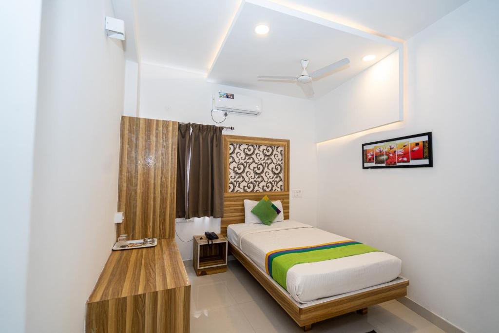 Бангалор: Hotel Dhruv Palace Bengaluru