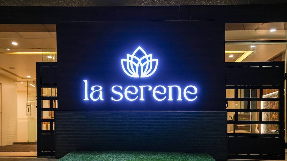 Бангалор: La Serene Business Hotel - Manyata Tech Park