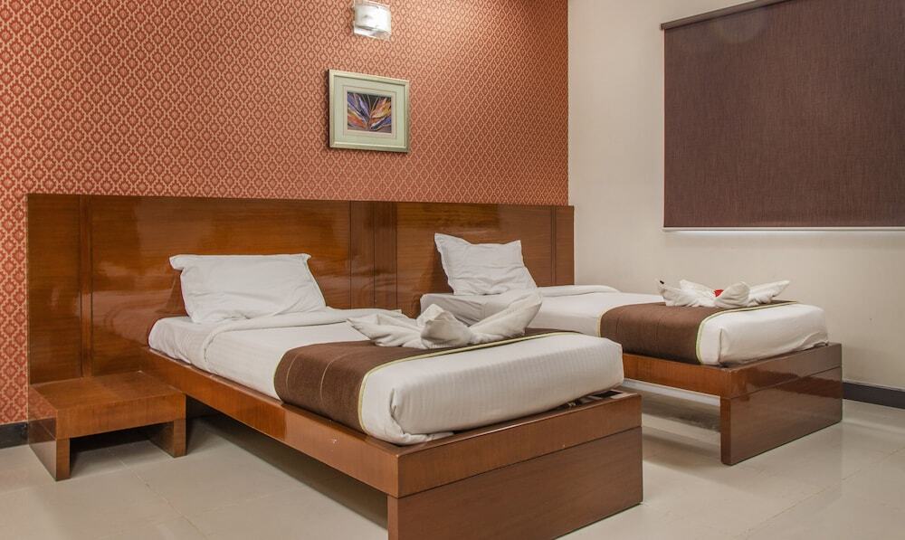 Athasri Hotel Infantry Road — фото 2