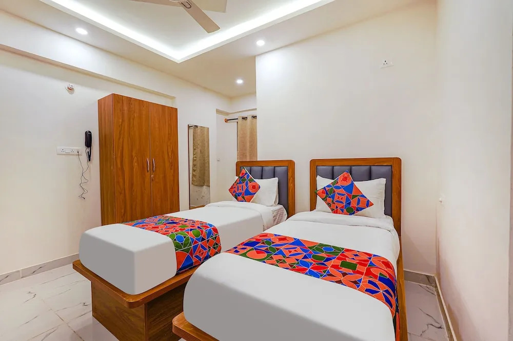 Бангалор: FabHotel Happy Home Stay