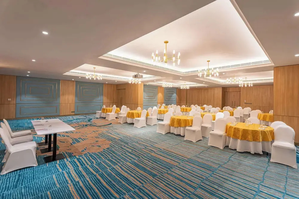 Триссур: Park Inn & Suites By Radisson Thrissur East Fort
