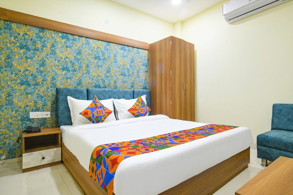 Индаур: FabHotel Grand Giriraj