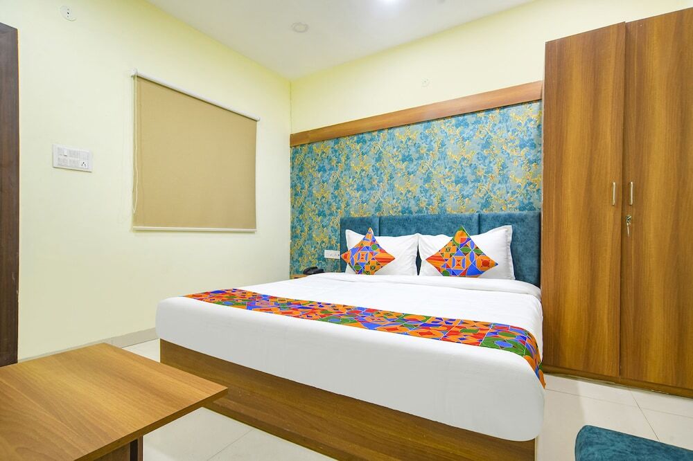 Индаур: FabHotel Grand Giriraj