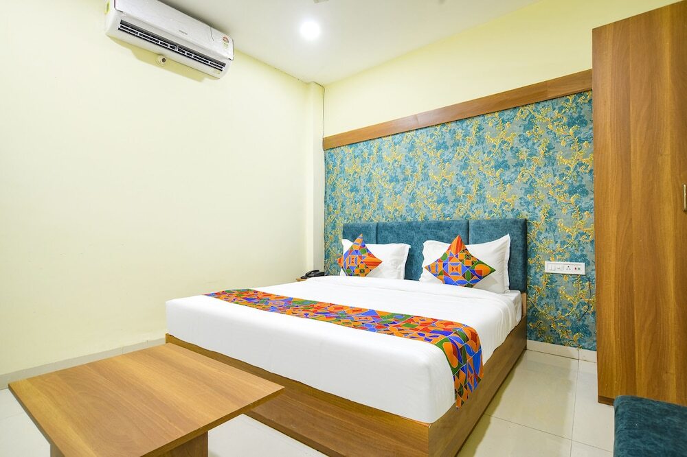 Индаур: FabHotel Grand Giriraj