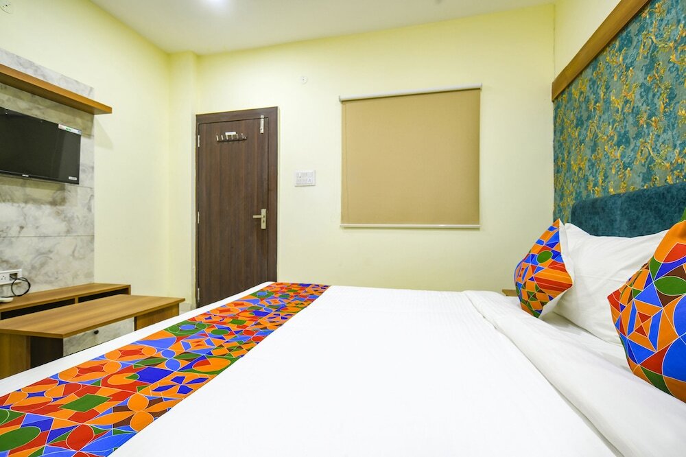 Индаур: FabHotel Grand Giriraj