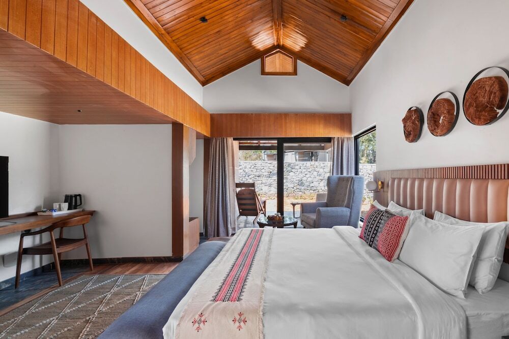 Кунур: WelcomHeritage Ayatana Ooty