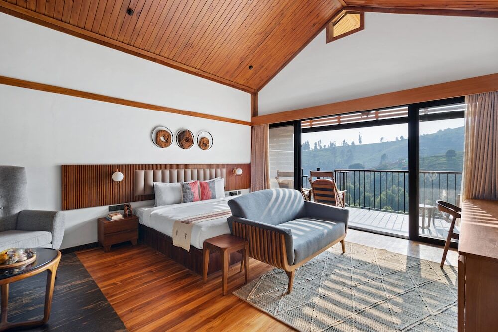 Кунур: WelcomHeritage Ayatana Ooty