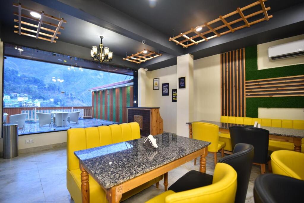 Дармсала: Hotel Pawan Regency