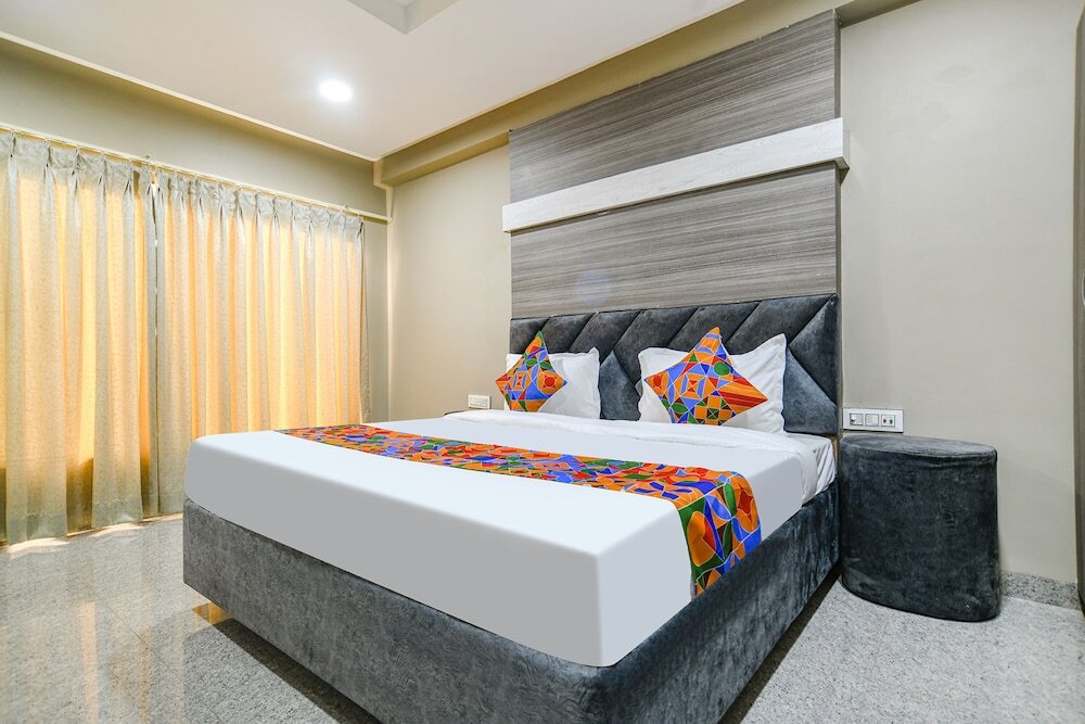 Индаур: Fabhotel Classic Inn