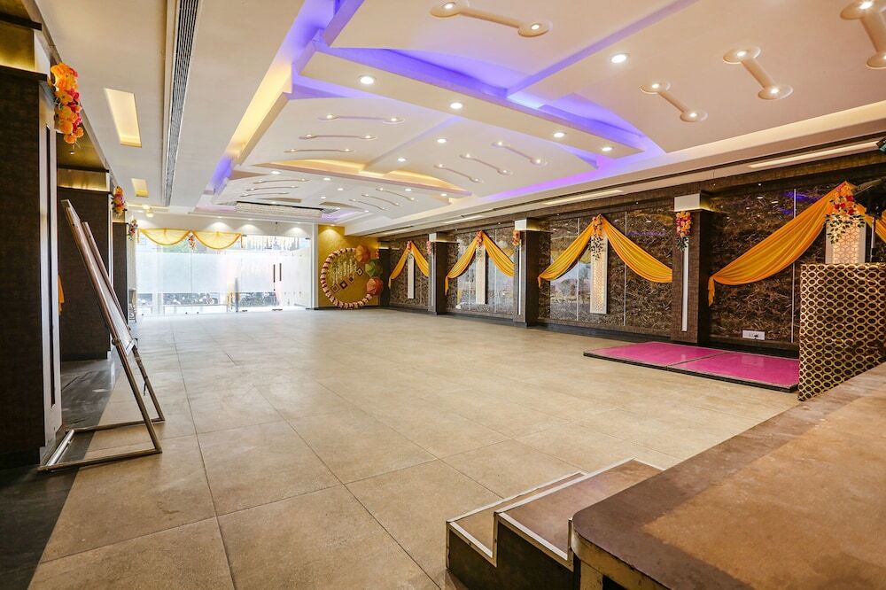 Канпур: Fabhotel Mng