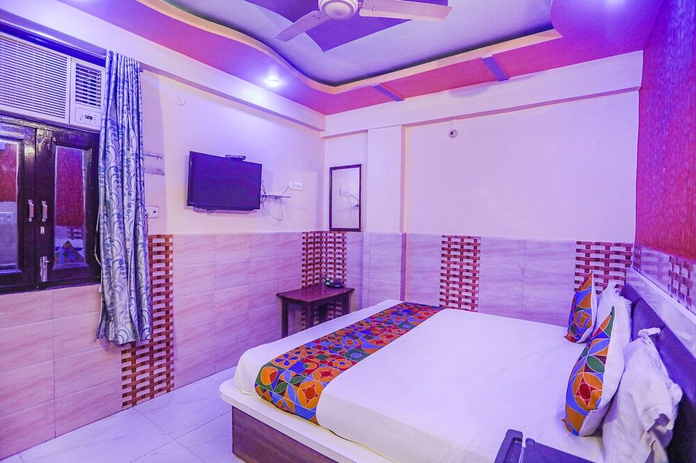 Канпур: Fabexpress Kanha Dham
