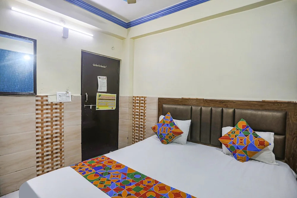 Канпур: Fabexpress Kanha Dham