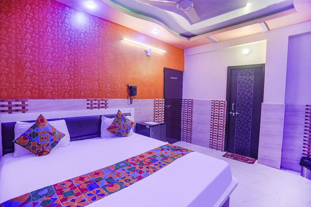 Канпур: Fabexpress Kanha Dham