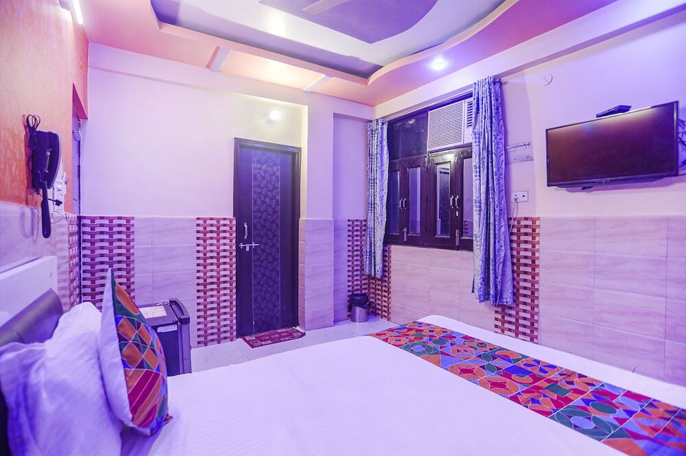 Канпур: Fabexpress Kanha Dham