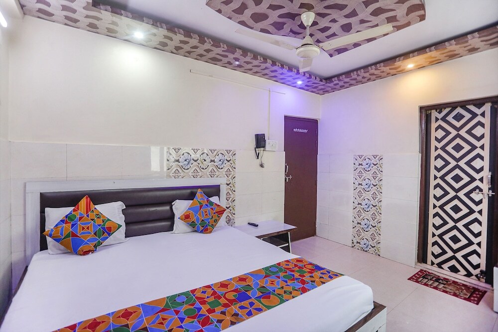 Канпур: Fabexpress Kanha Dham