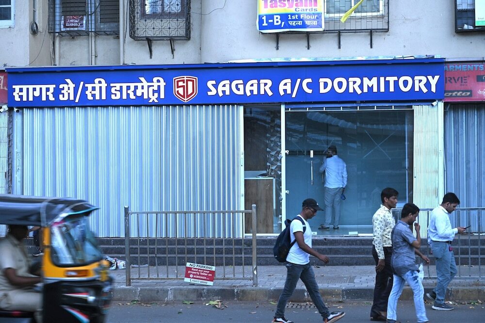 Мумбаи: Sagar Dormitory Andheri - Nearest to Andheri Railway Station West