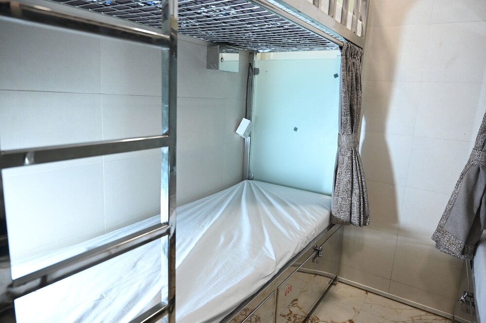 Мумбаи: Sagar Dormitory Andheri - Nearest to Andheri Railway Station West