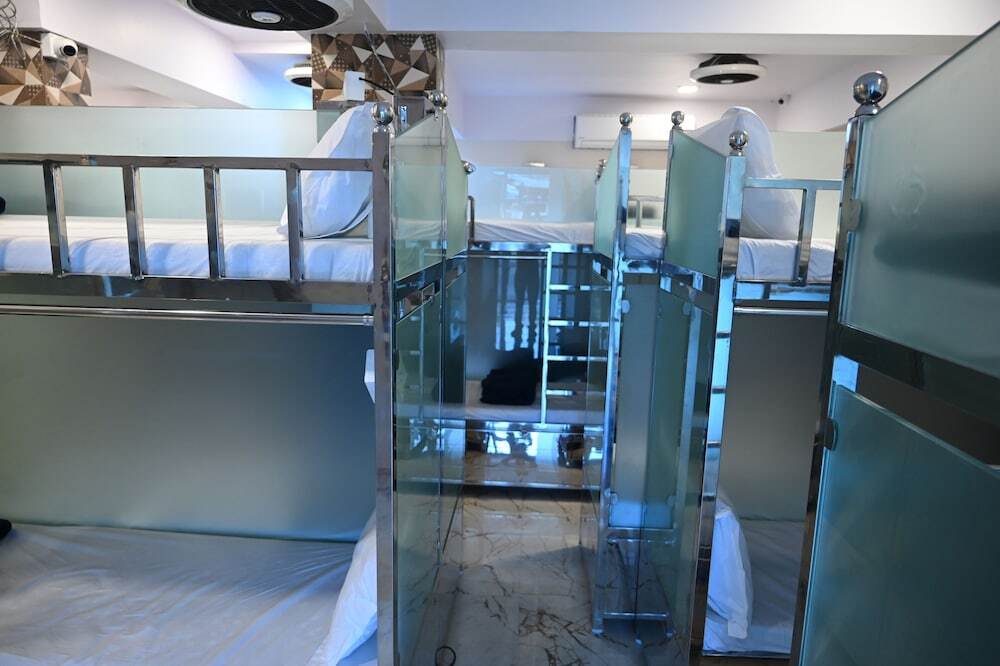 Мумбаи: Sagar Dormitory Andheri - Nearest to Andheri Railway Station West
