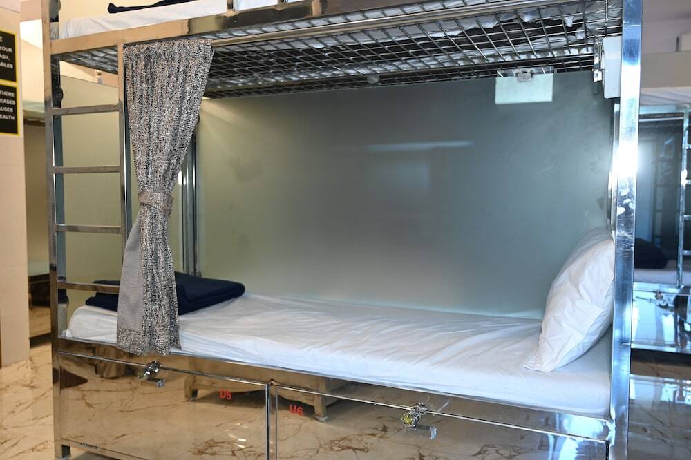 Мумбаи: Sagar Dormitory Andheri - Nearest to Andheri Railway Station West