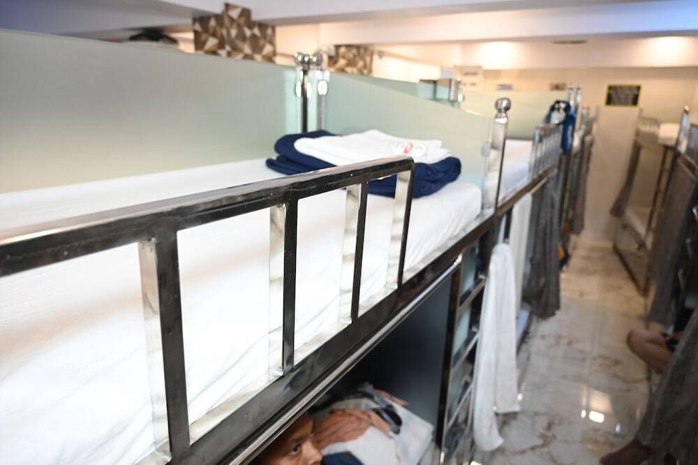 Мумбаи: Sagar Dormitory Andheri - Nearest to Andheri Railway Station West