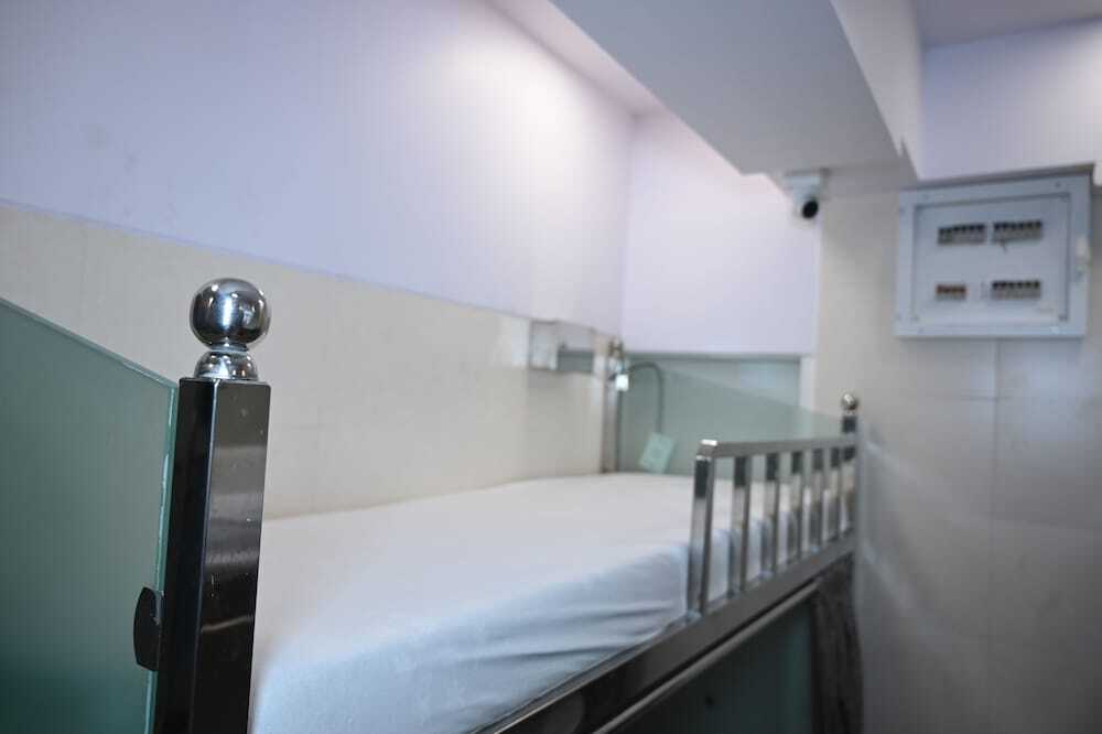 Мумбаи: Sagar Dormitory Andheri - Nearest to Andheri Railway Station West