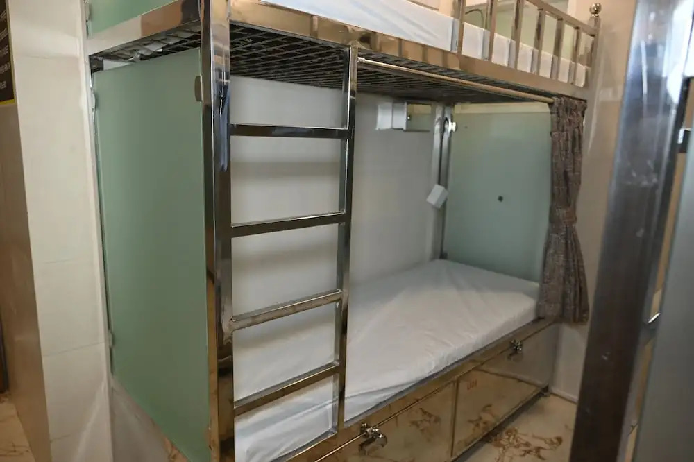 Мумбаи: Sagar Dormitory Andheri - Nearest to Andheri Railway Station West