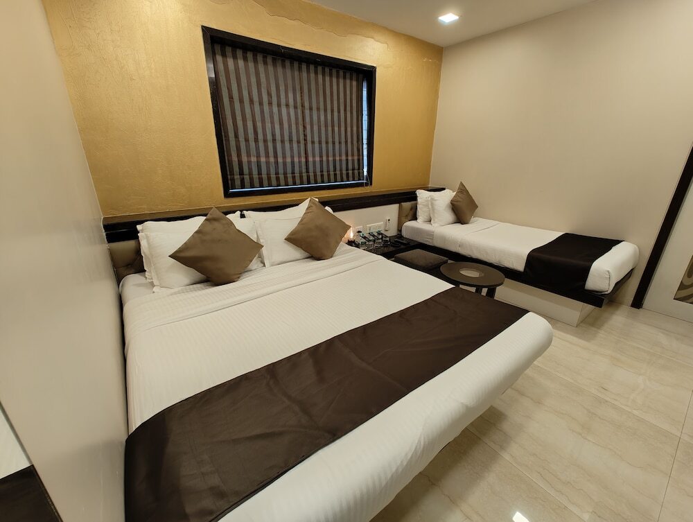 Мумбаи: The Majlis Hotel - Near Taj Hotel Colaba