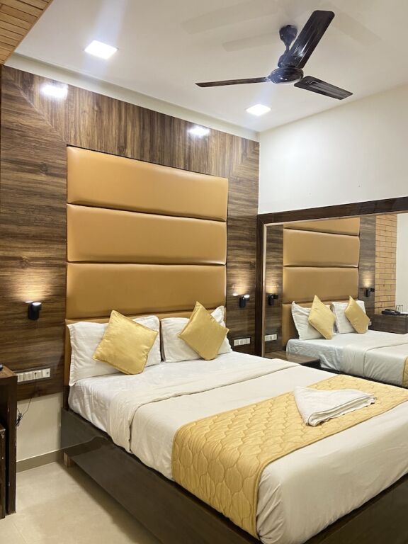 Мумбаи: Hotel Blue Wellington