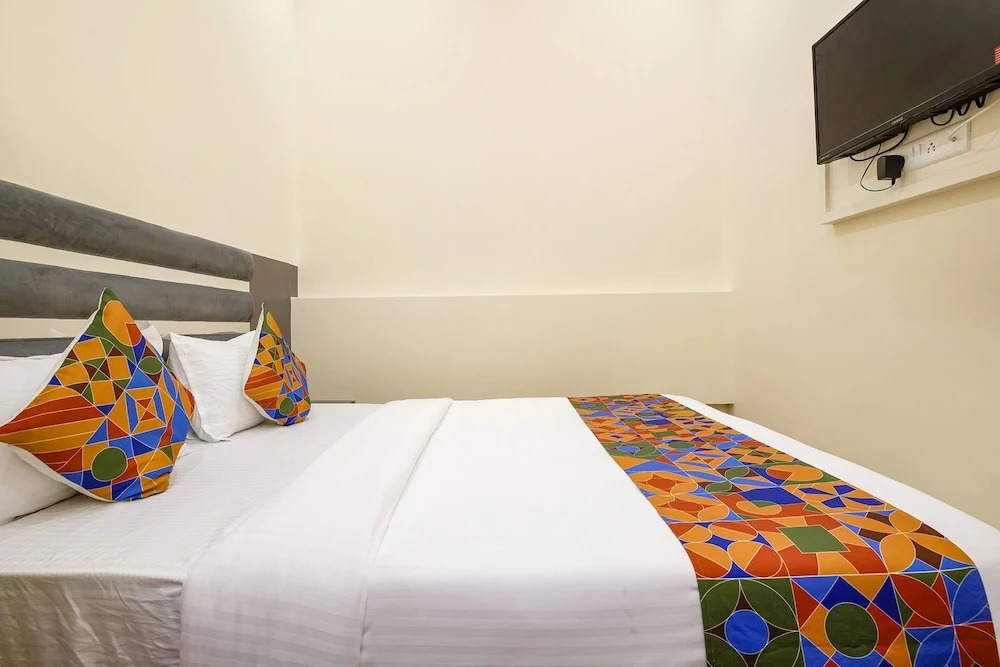 Мумбаи: Fabhotel Freedom International