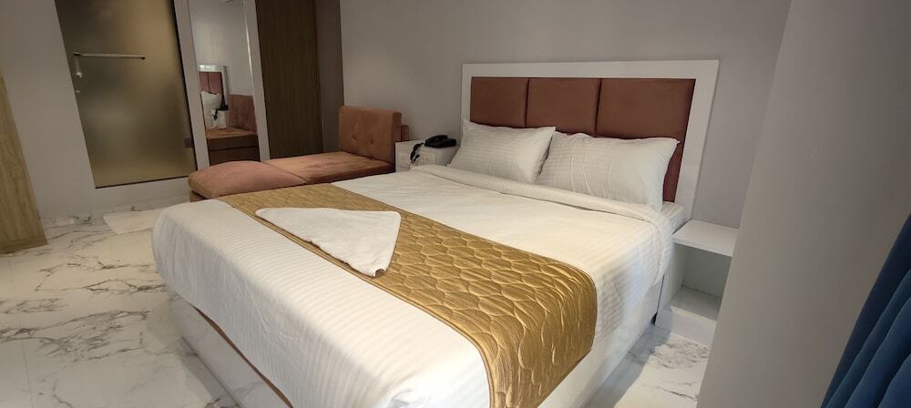 Мумбаи: Grand Dyad Hotel