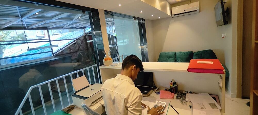 Grand Dyad Hotel — фото 1