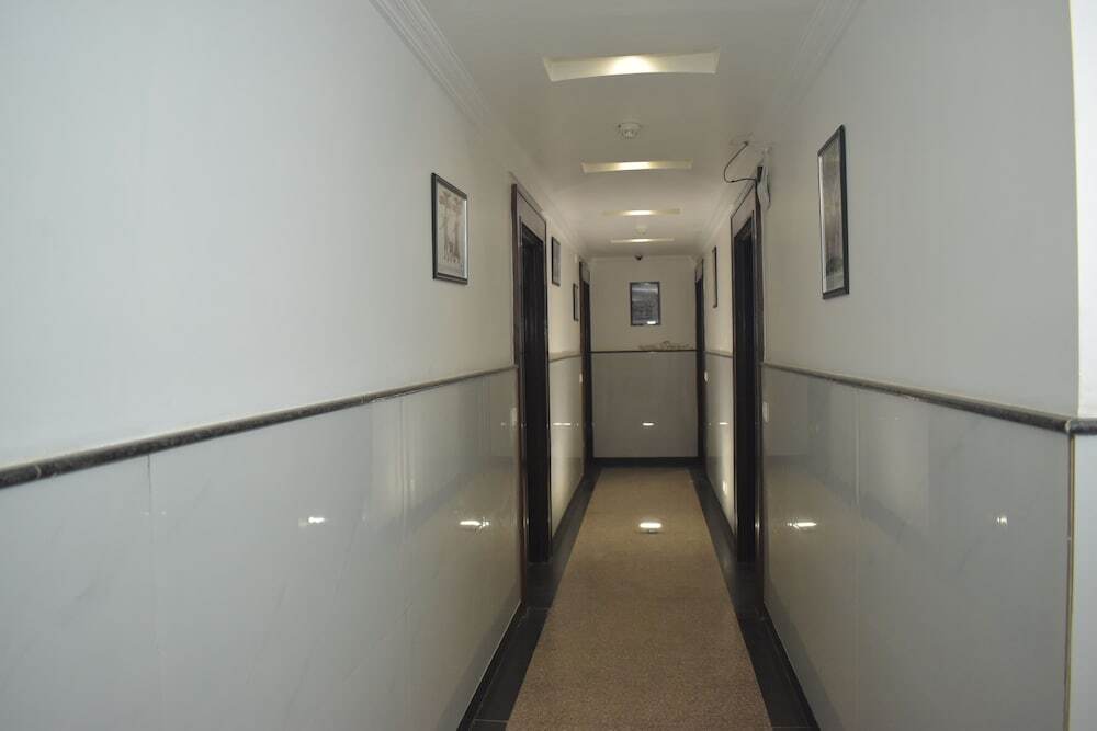 Нью-Дели: Qotel Hotel Ashok Vihar
