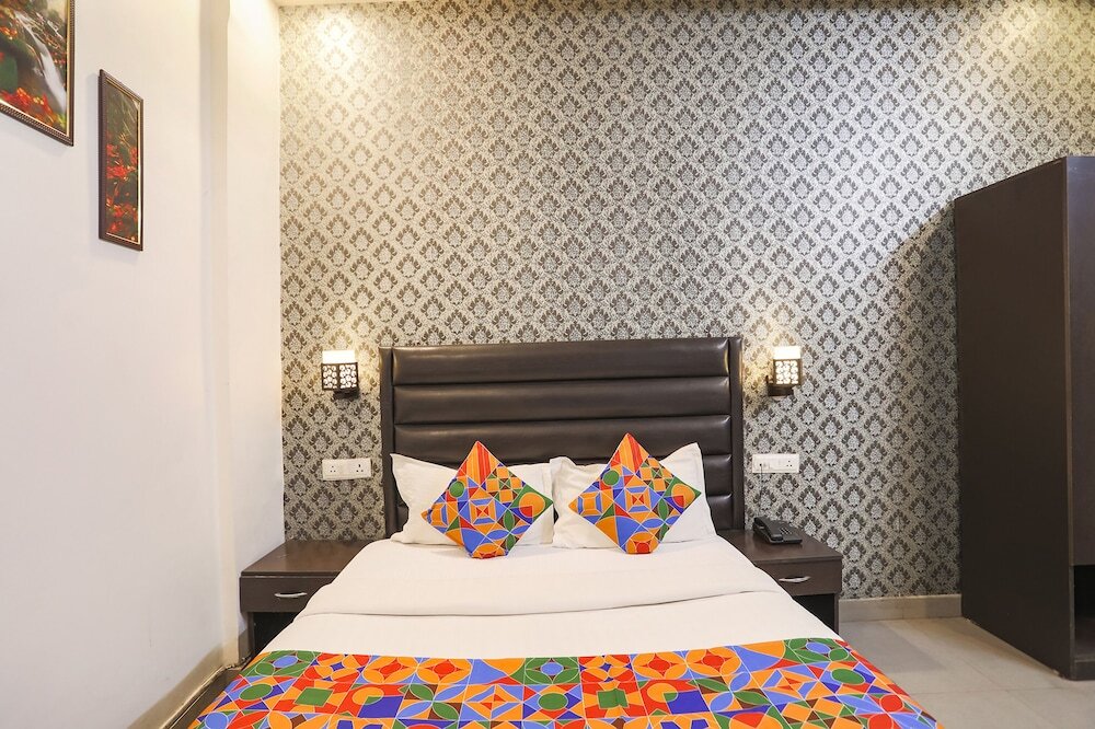 Газиабад: FabHotel The Diamond
