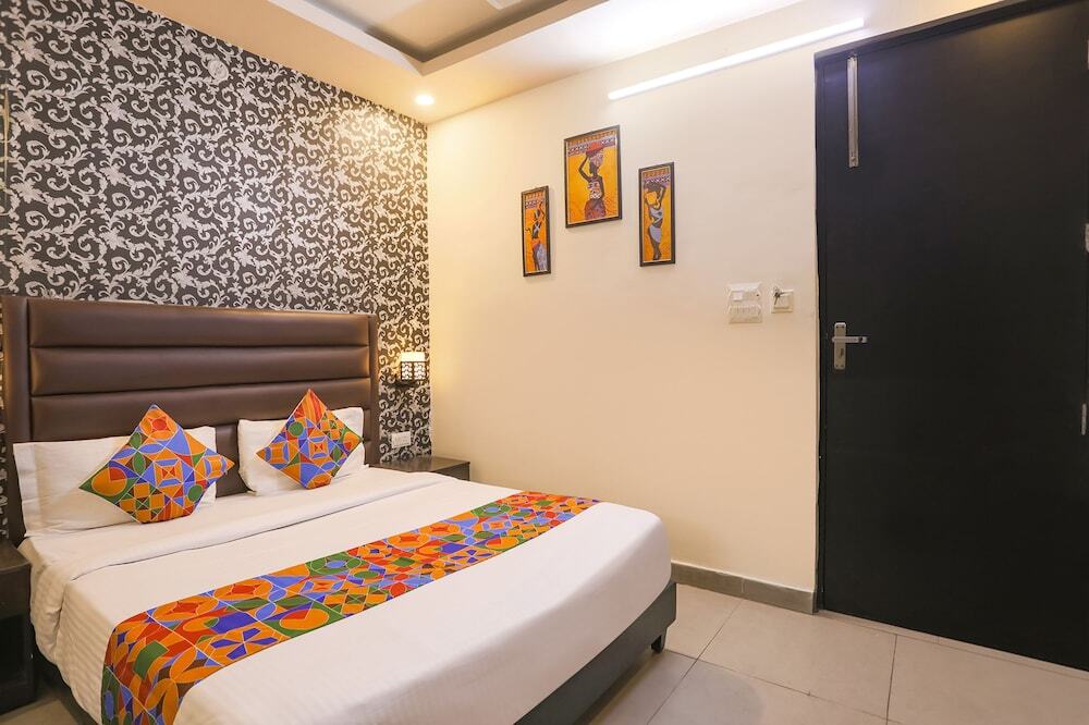 Газиабад: FabHotel The Diamond