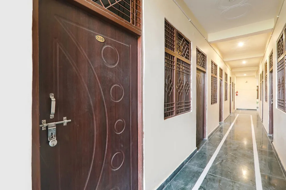 Праяградж: FabHotel Haidri