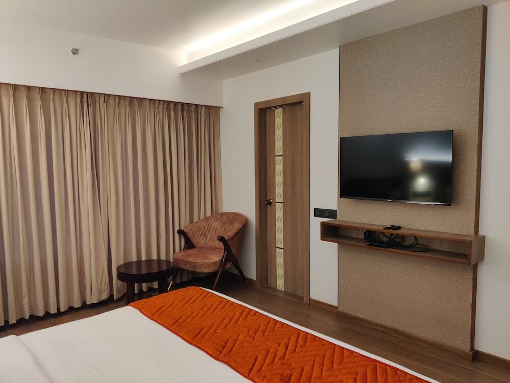 Нагпур: The Seven Hotel