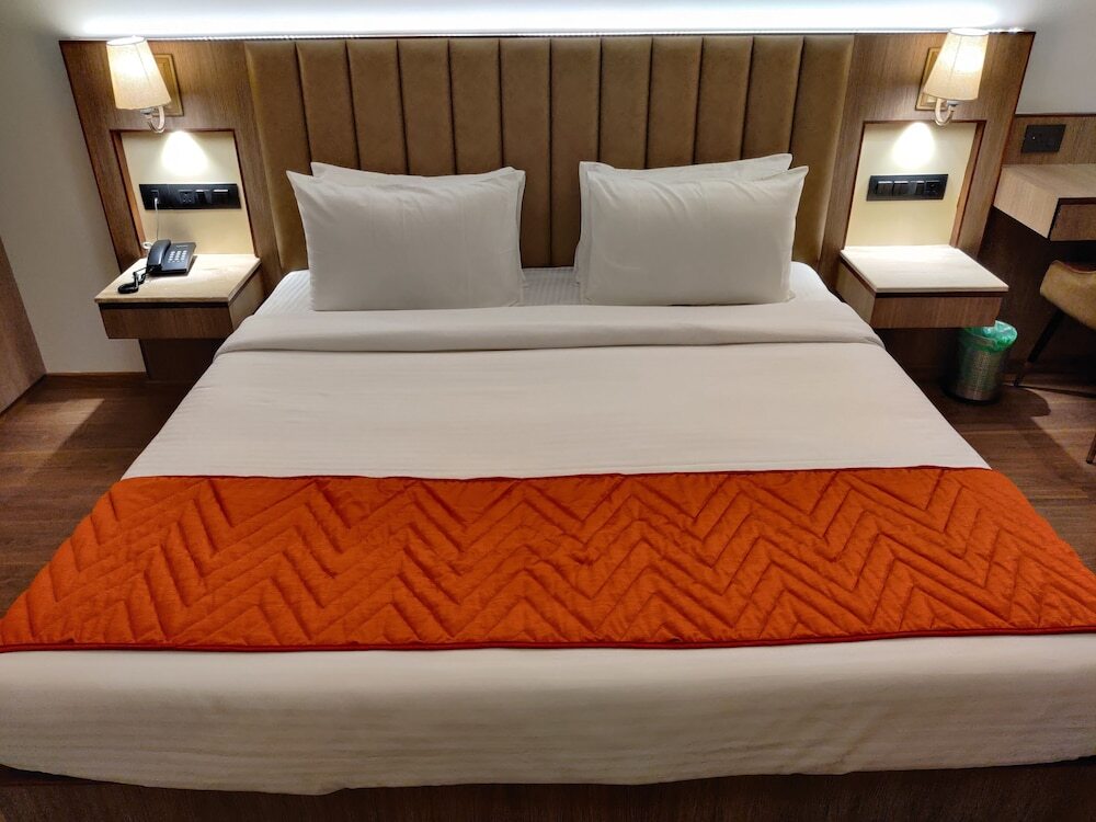 Нагпур: The Seven Hotel