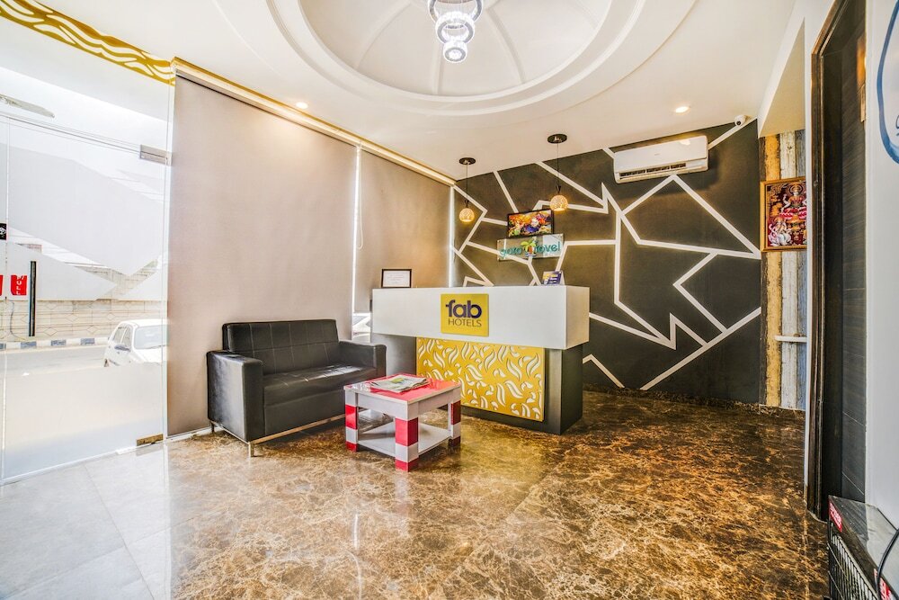 Чандигарх: FabHotel The Diamond
