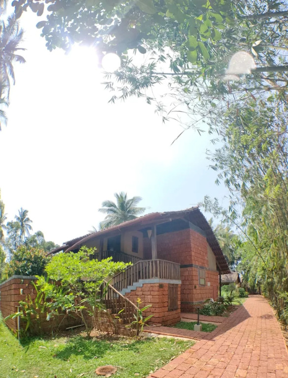 Белагави: The Orchard Resort