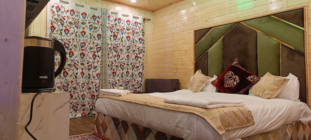 Пахалгам: Hotel Pahalgam View