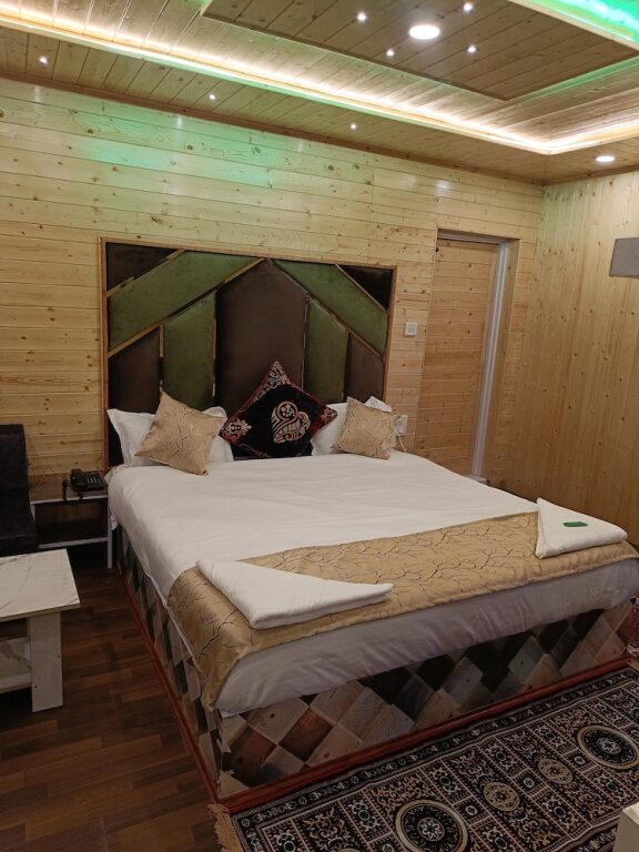 Пахалгам: Hotel Pahalgam View