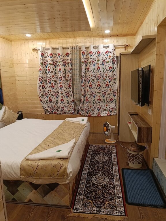 Пахалгам: Hotel Pahalgam View